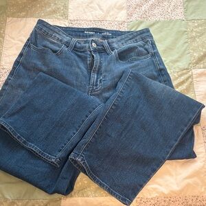 Old Navy Women's Classic Straight Leg Denim Jeans